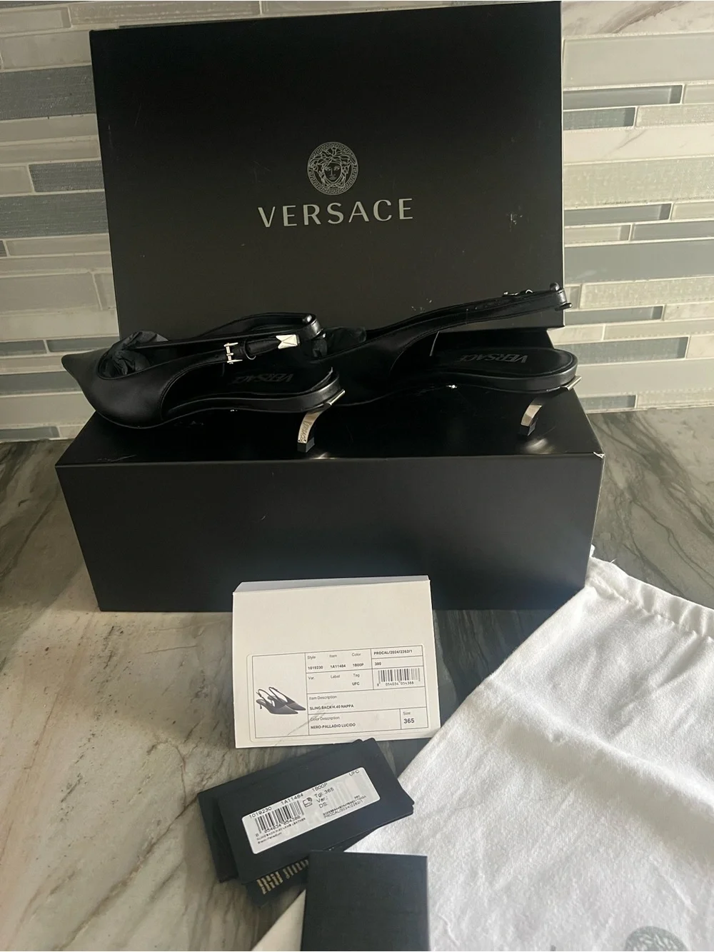 Men Accessories Subcategory Identification